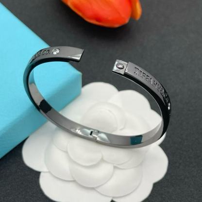 T1ffanyダイヤモンドブレスレット【50％割引+送料無料】