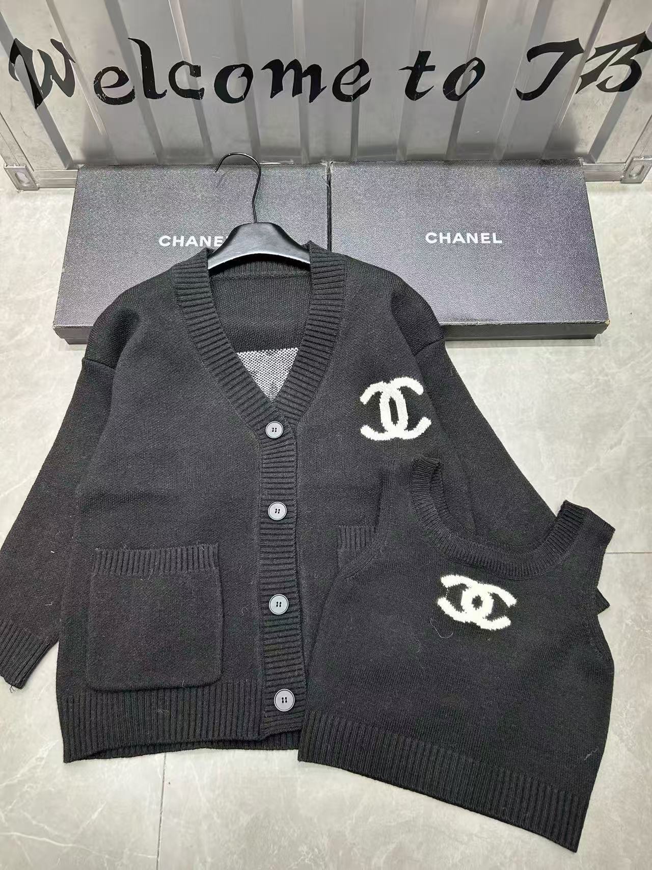 CHANE1 VネックダブルCウールカーディガン【50％割引+送料無料】