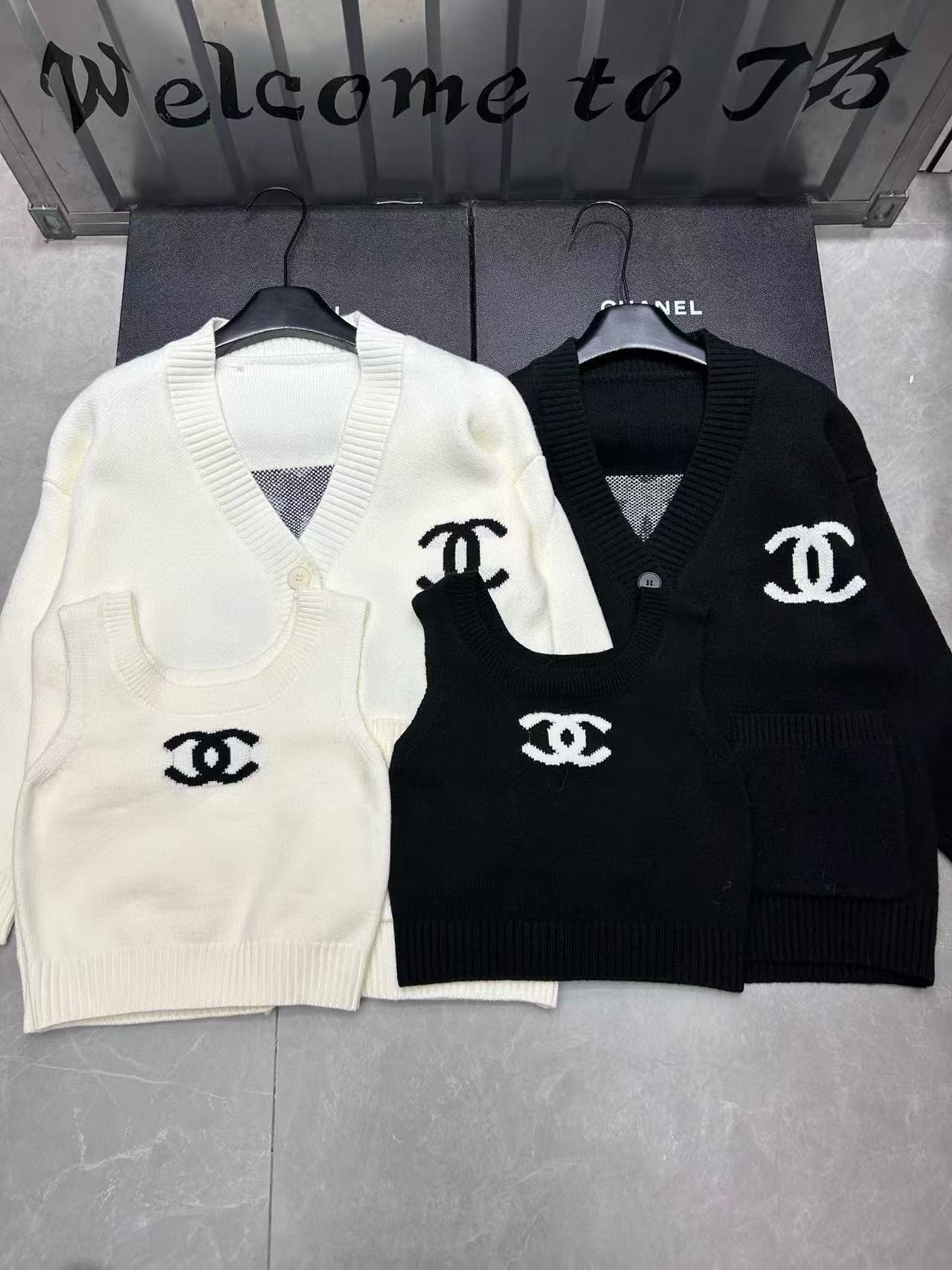 CHANE1 VネックダブルCウールカーディガン【50％割引+送料無料】