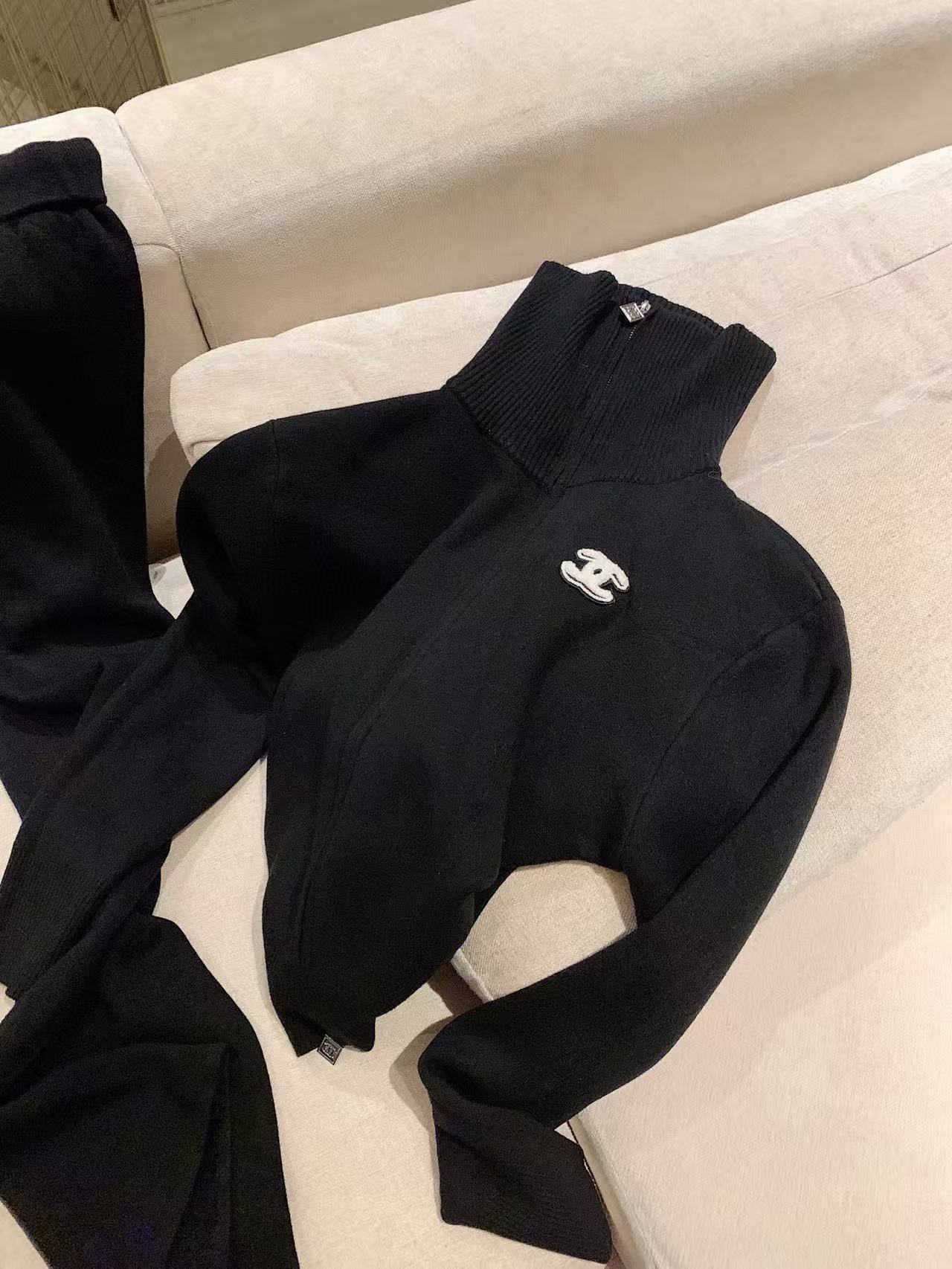 CHANE1 ダブルC 厚手カジュアルツーピースセット【50％割引+送料無料】