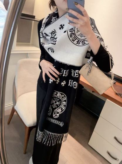 Chr0me Heartsラウンドプリントのカシミアスカーフ【50％割引+送料無料】