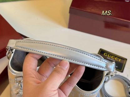 GUCC1 プリント バケットバッグ【50％割引+送料無料】