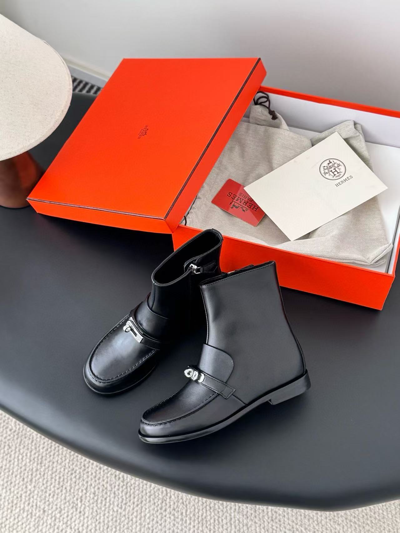 HERME5高品質Hバックルレザーアンクルブーツ【50％割引+送料無料】