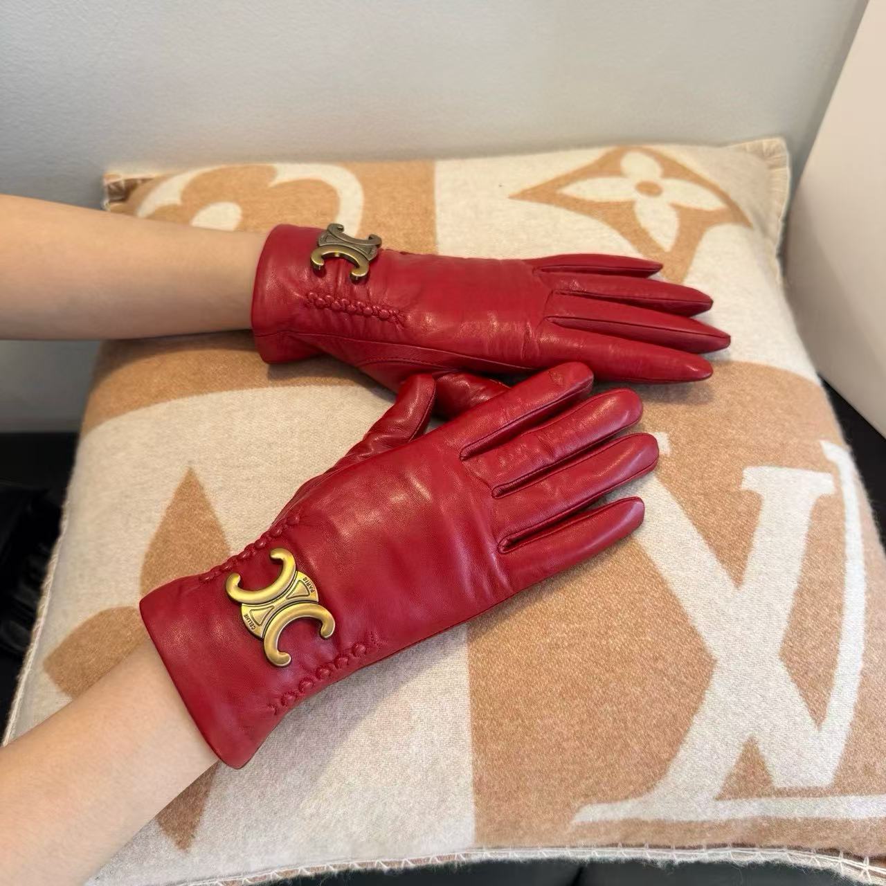 CEL1NE 凱旋門ウール＆シープスキングローブ【50％割引+送料無料】