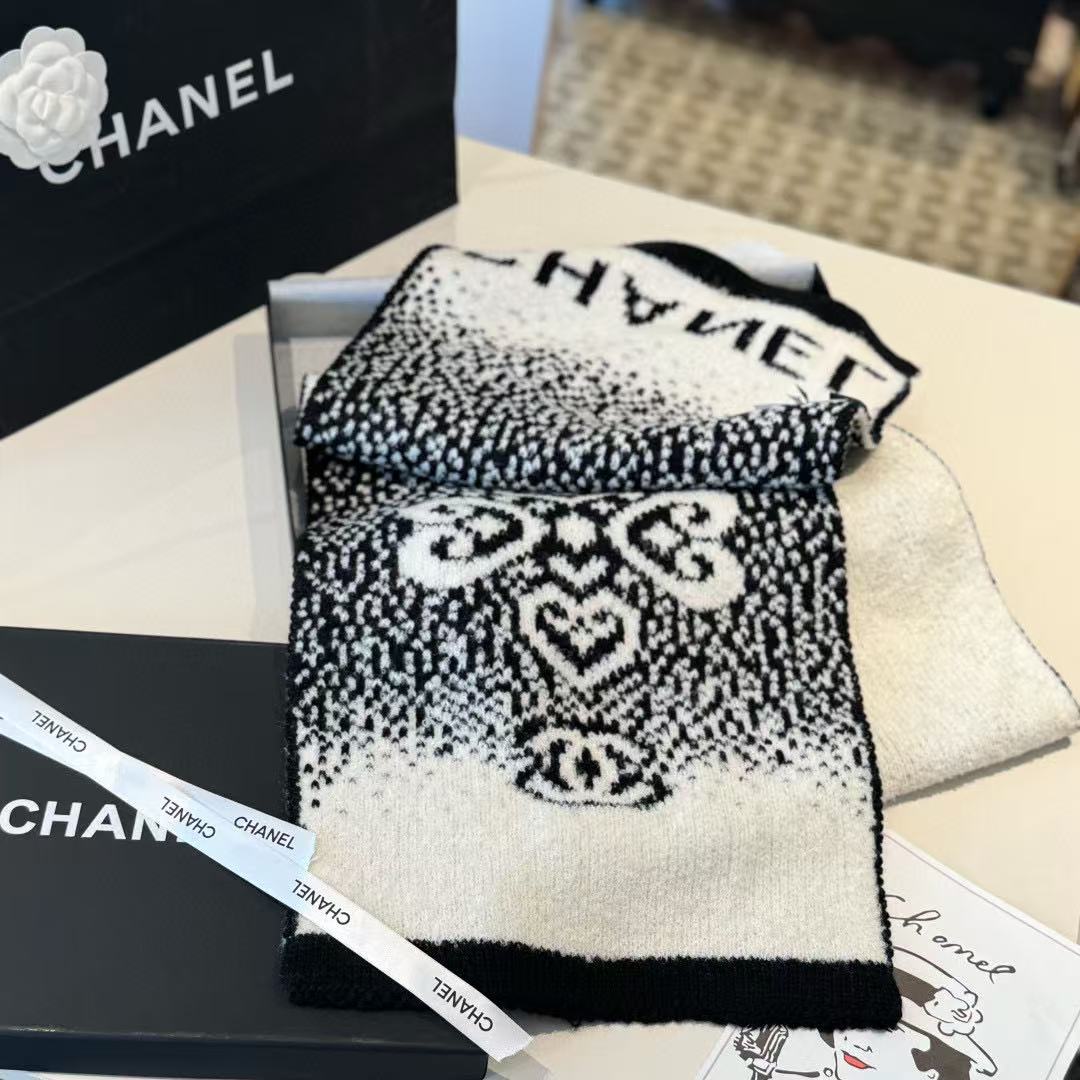 CHANE1 ダブルC ハート カシミアスカーフ【50％割引+送料無料】