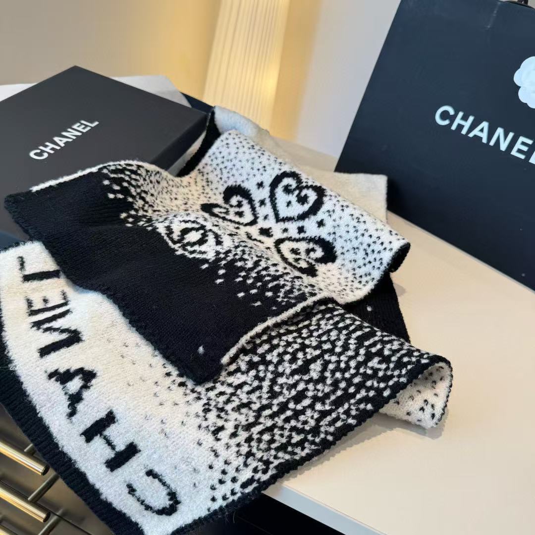 CHANE1 ダブルC ハート カシミアスカーフ【50％割引+送料無料】