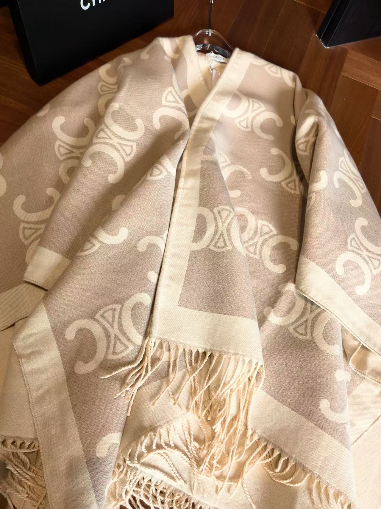 CEL1NE 凱旋門 カシミア スカーフ【50％割引+送料無料】