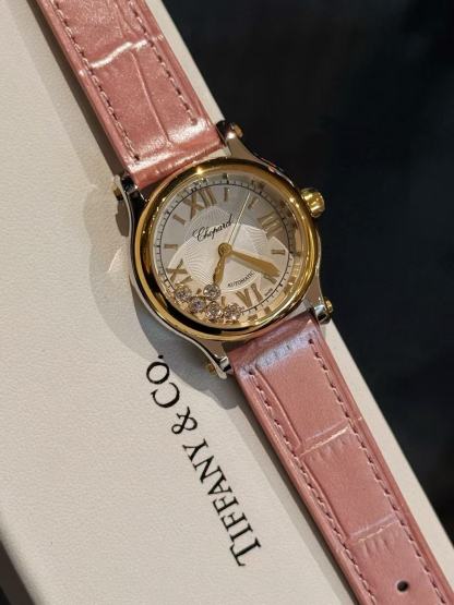 Ch0pard HAPPYダイヤモンドレザーストラップウォッチ【50％割引+送料無料】