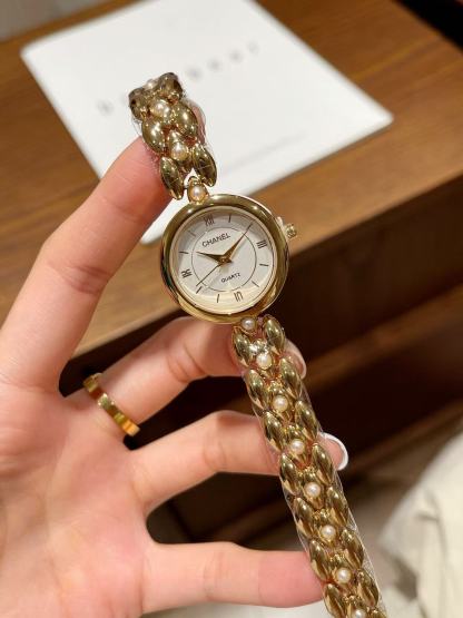 CHANE1 ラウンドパール スチールストラップ レディースウォッチ【50％割引+送料無料】