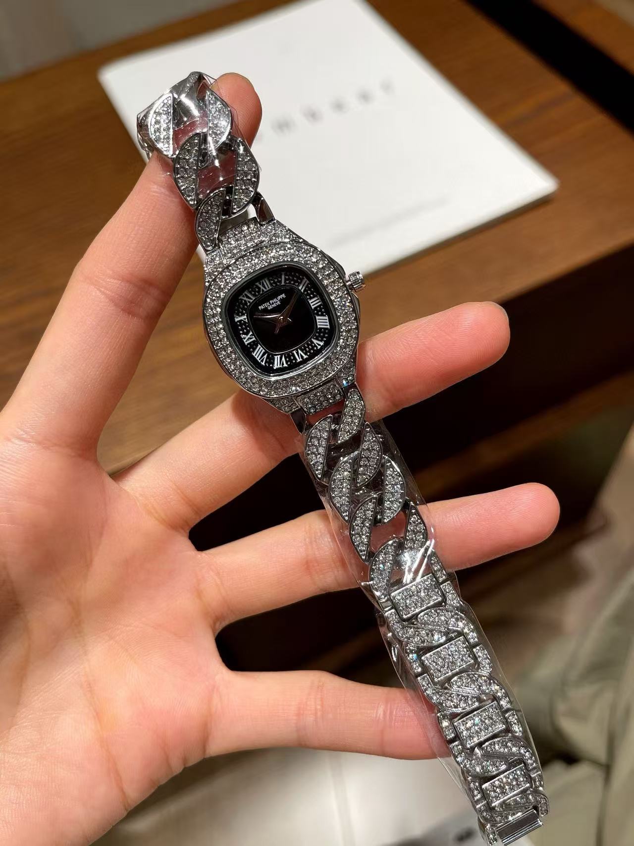 PATEK PH1LIPPEオールダイヤモンドウォッチ【50％割引+送料無料】