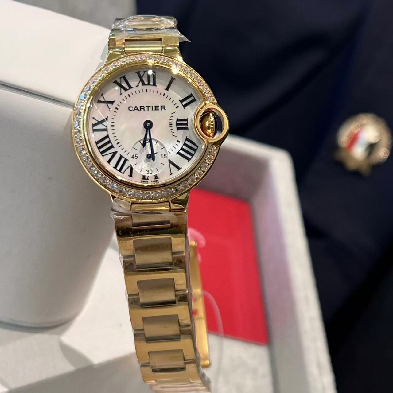 CART1ER フィッシュアイ ステンレススチール レディースウォッチ【50％割引+送料無料】