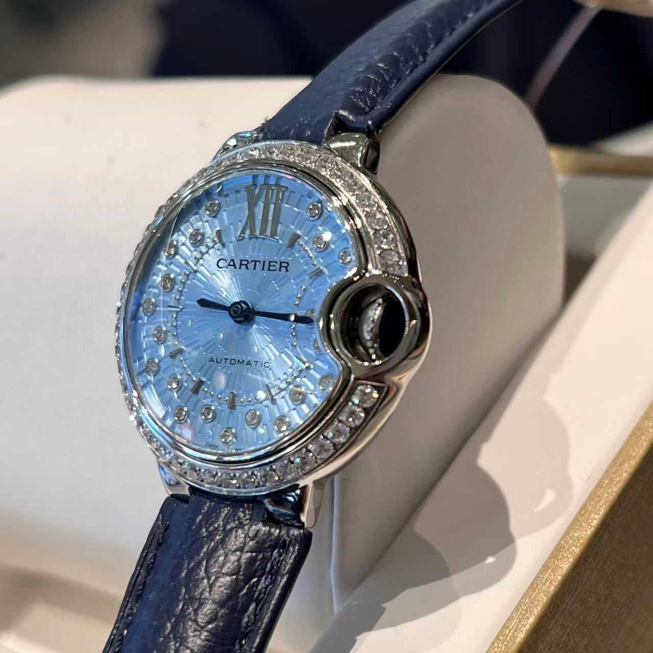CART1ER バロンブルー レザーストラップ レディースウォッチ【50％割引+送料無料】