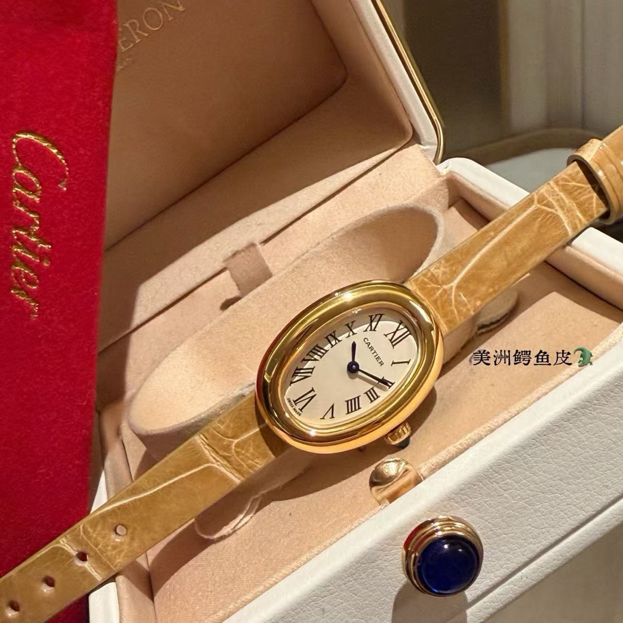 CART1ER ミニマリスト バスタブ レザーウォッチ【50％割引+送料無料】