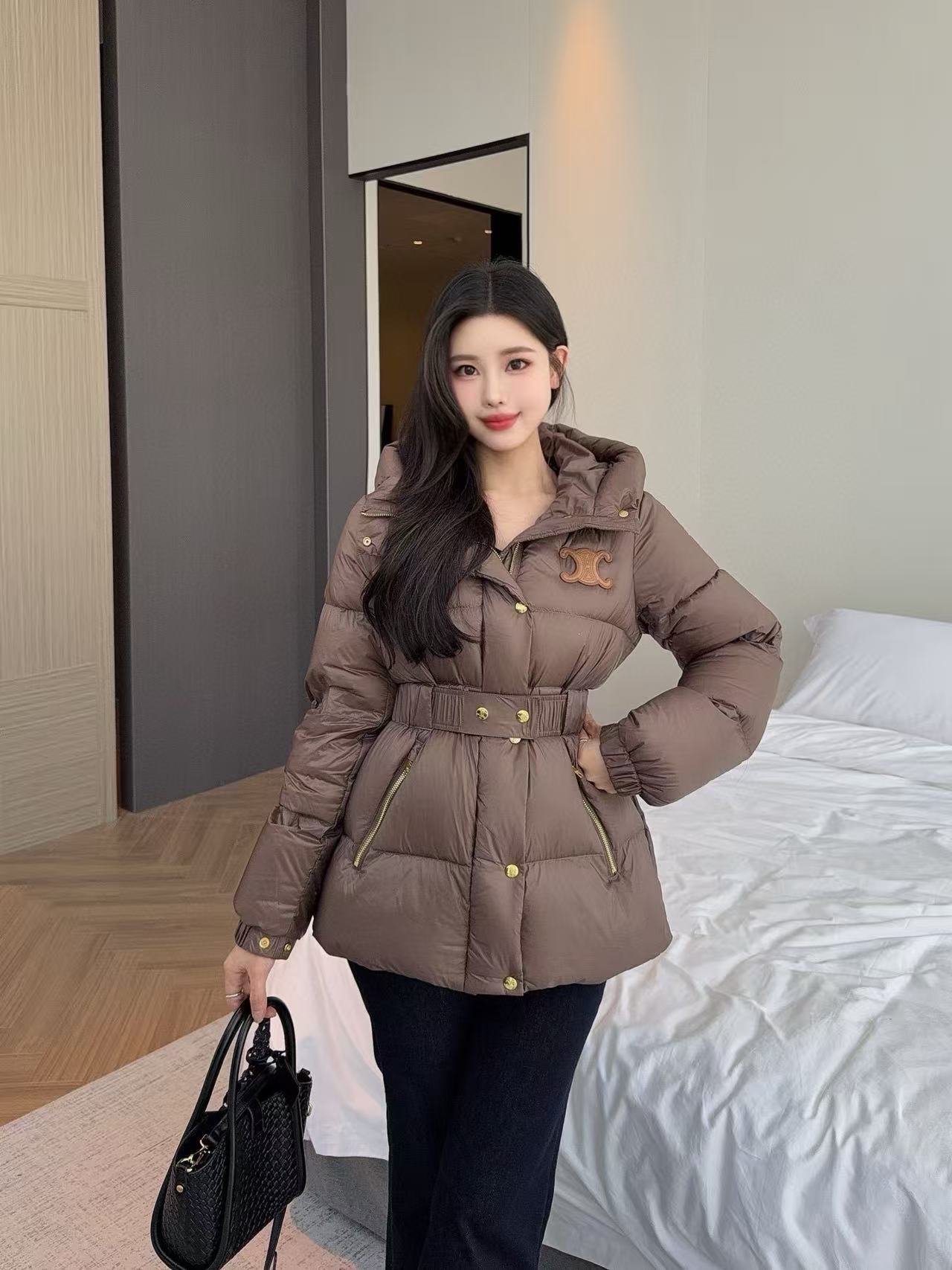 CEL1NE 凱旋門フード付きダウンジャケット【50％割引+送料無料】