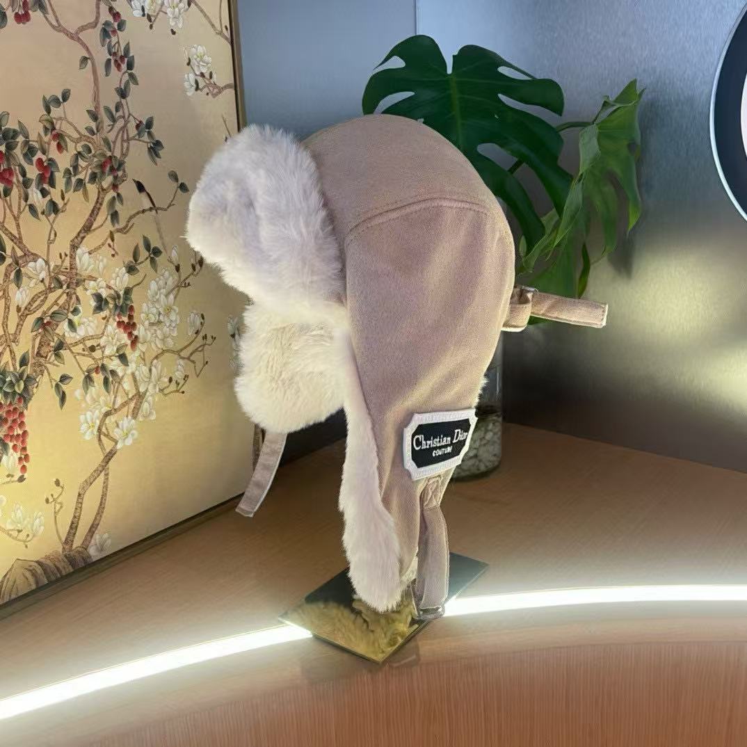 DIOR ディアスキンフリース裏地イヤーマフキャップ【50％割引+送料無料】