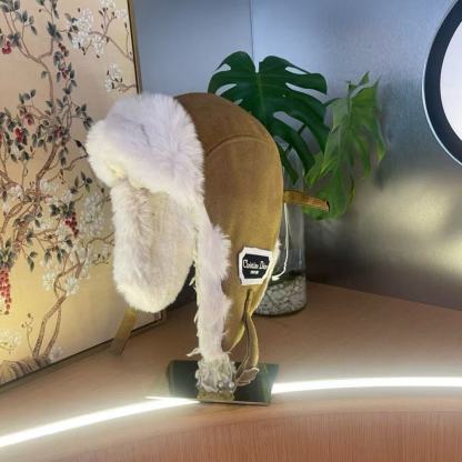 DIOR ディアスキンフリース裏地イヤーマフキャップ【50％割引+送料無料】