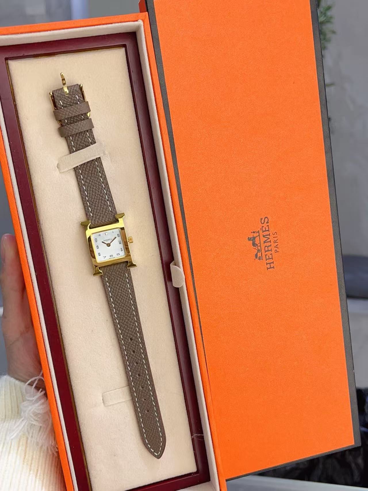 HERME5 高品質Hレザーストラップレディース腕時計【50％割引+送料無料】