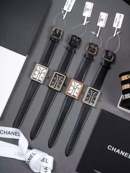 CHANE1 ダイヤモンドセット スクエア レザーウォッチ【50％割引+送料無料】