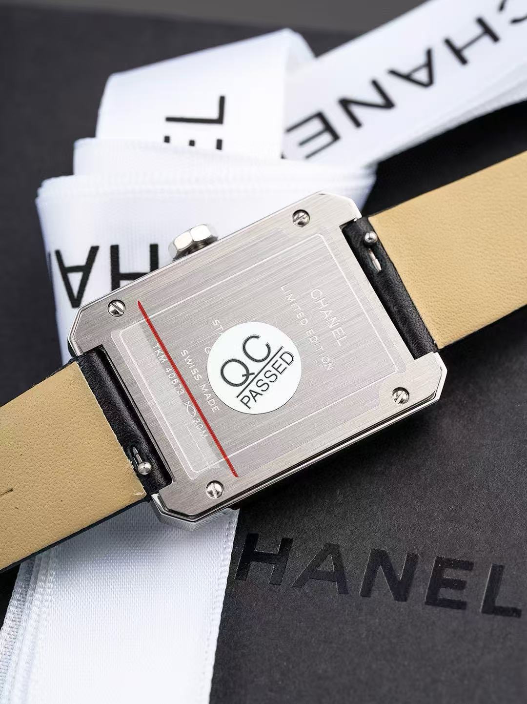 CHANE1 ダイヤモンドセット スクエア レザーウォッチ【50％割引+送料無料】