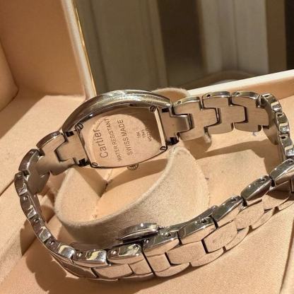 CART1ER トノー スチールストラップ ウォッチ【50％割引+送料無料】