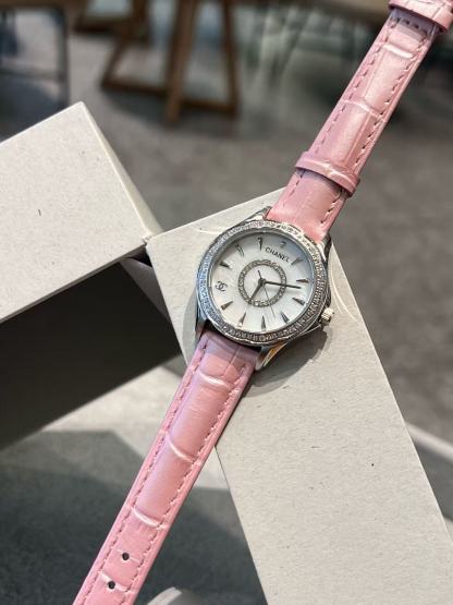 CHANE1ラウンドダイヤモンドセットレザーストラップウォッチ【50％割引+送料無料】