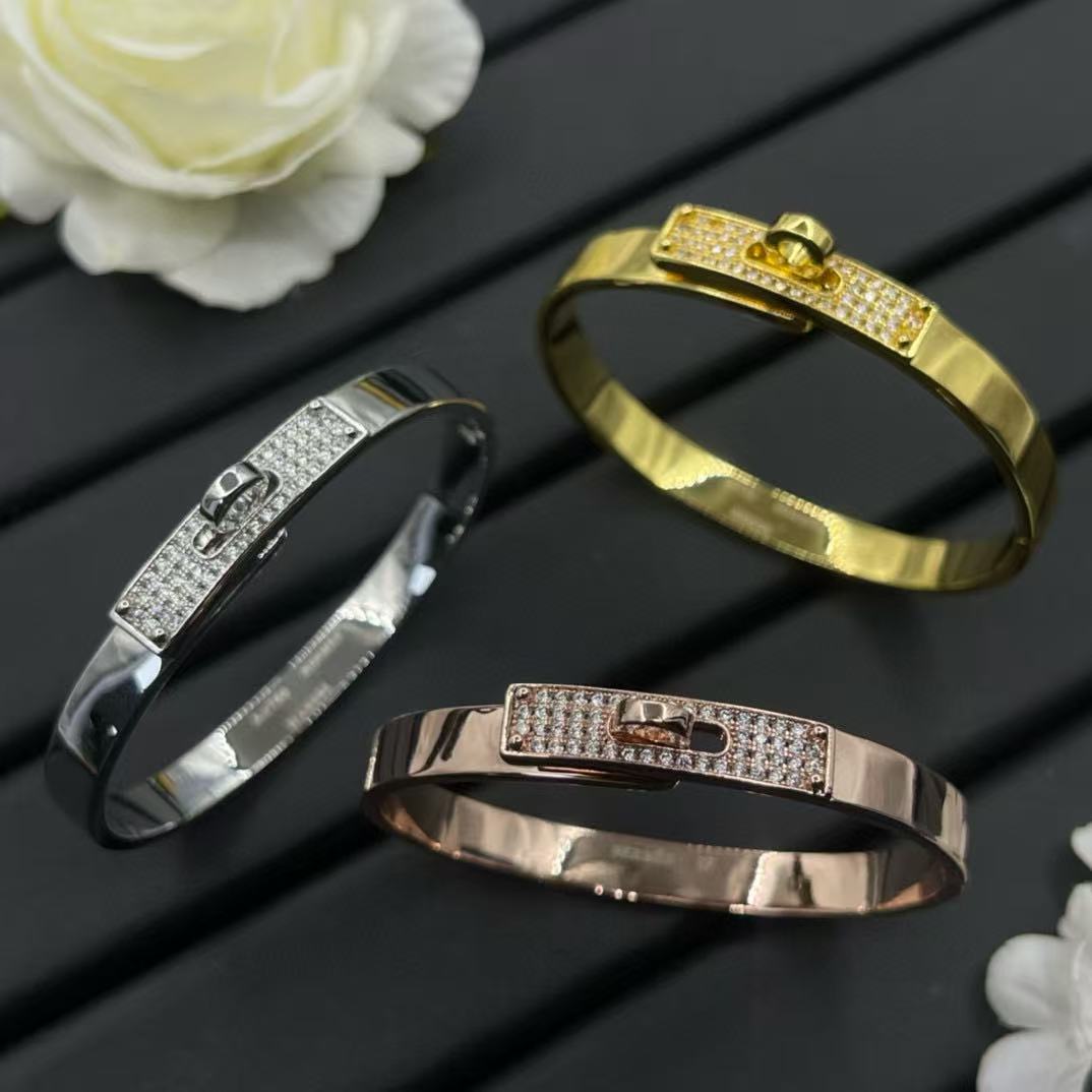 HERME5 ハーフダイヤモンド Hブレスレット【50％割引+送料無料】