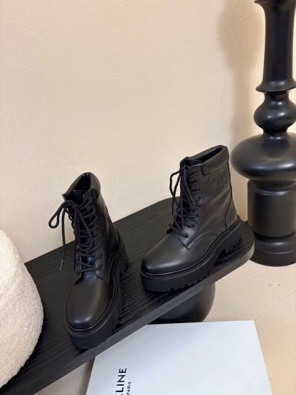 CEL1NE高品質 凱旋門 本革 アンクルブーツ【50％割引+送料無料】