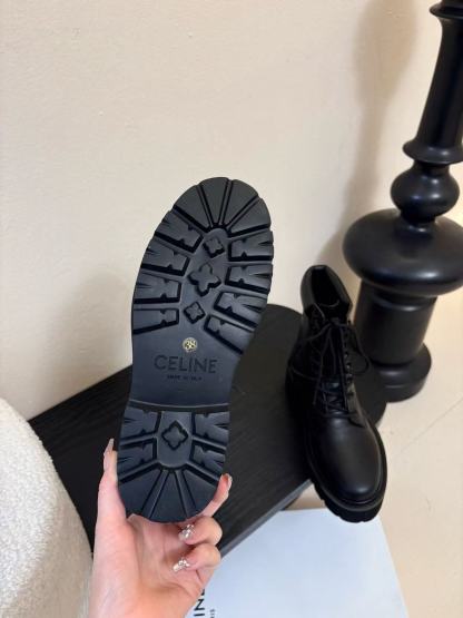CEL1NE高品質 凱旋門 本革 アンクルブーツ【50％割引+送料無料】