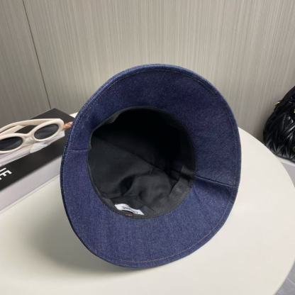 CEL1NE 刺繍入りレターフィッシャーマンハット【50％割引+送料無料】