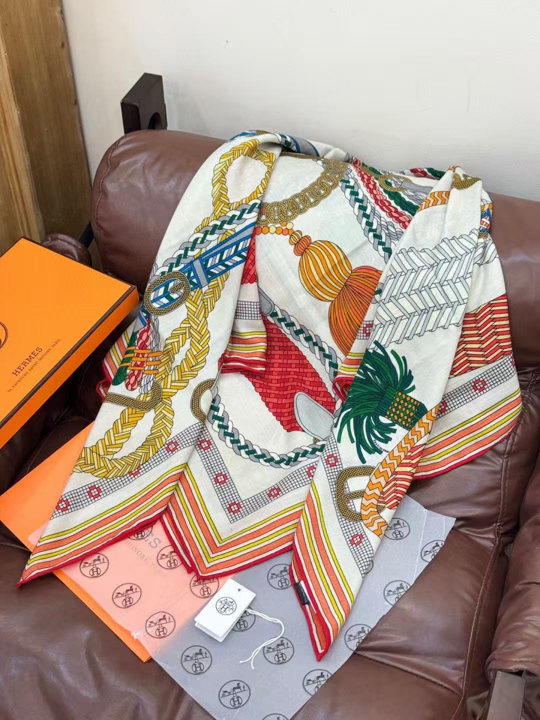 HERME5 高品質プリントシルクスカーフ【50％割引+送料無料】