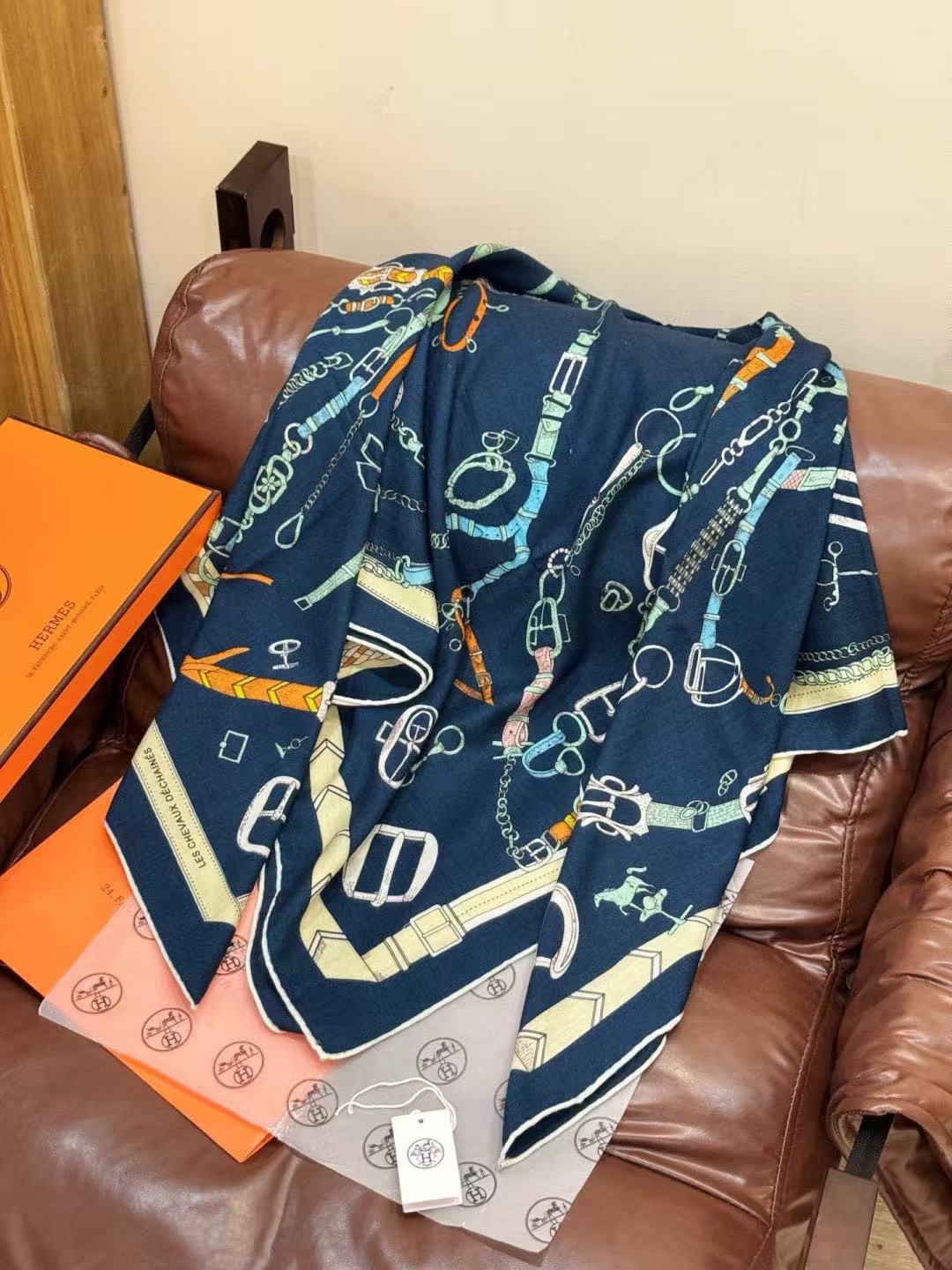 HERME5 高品質両面プリントカシミアスカーフ【50％割引+送料無料】