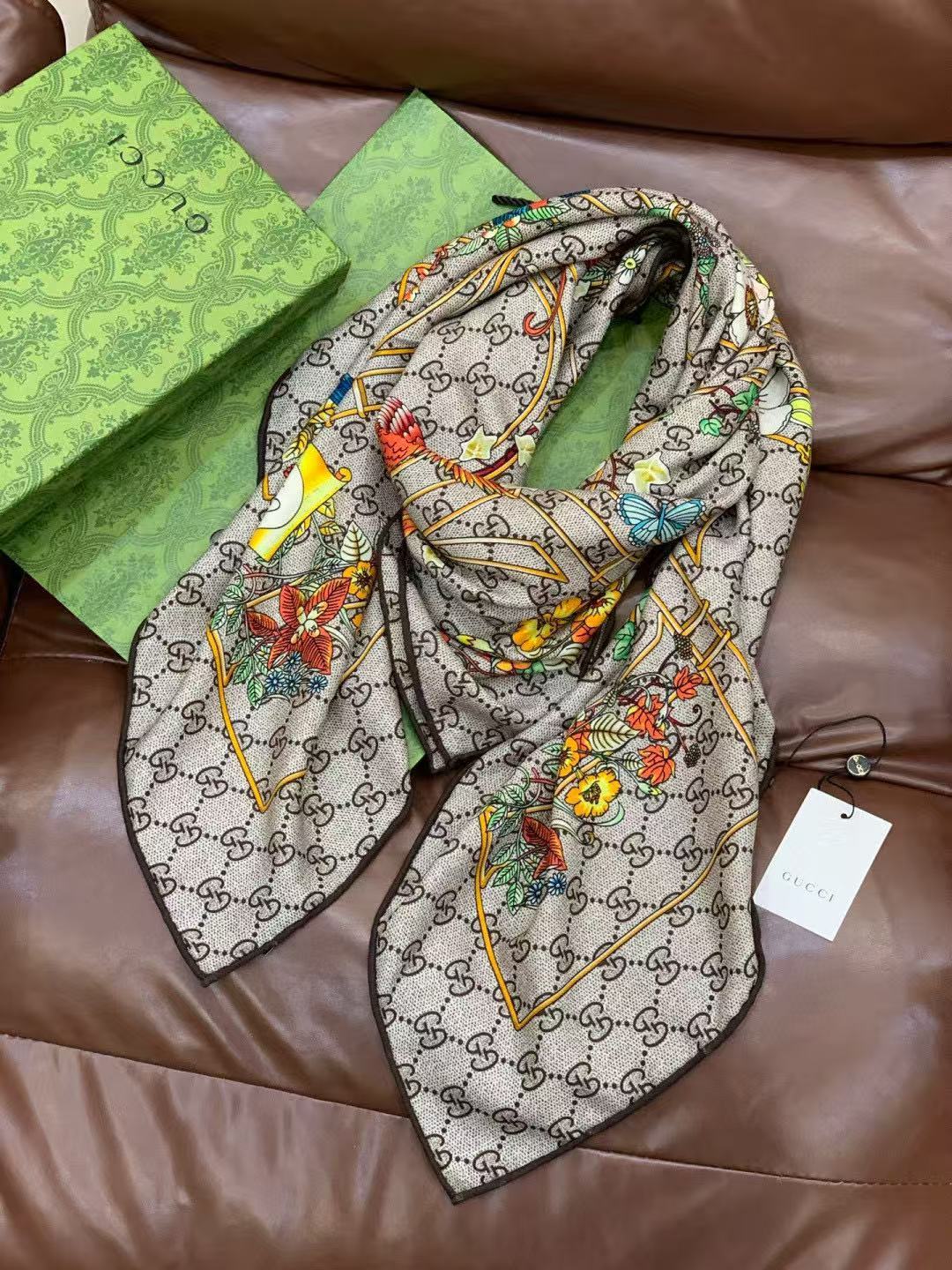 GUCC1 高品質プリントカシミアシルクスカーフ【50％割引+送料無料】