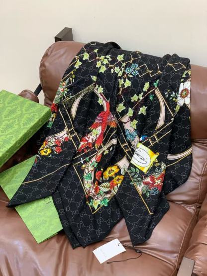 GUCC1 高品質プリントカシミアシルクスカーフ【50％割引+送料無料】