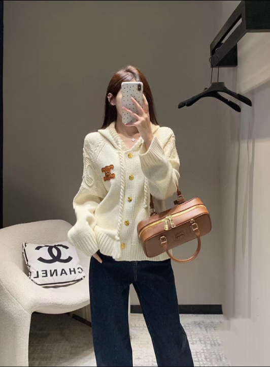 CEL1NE 凱旋門メタルボタンフードカーディガン【50％割引+送料無料】A