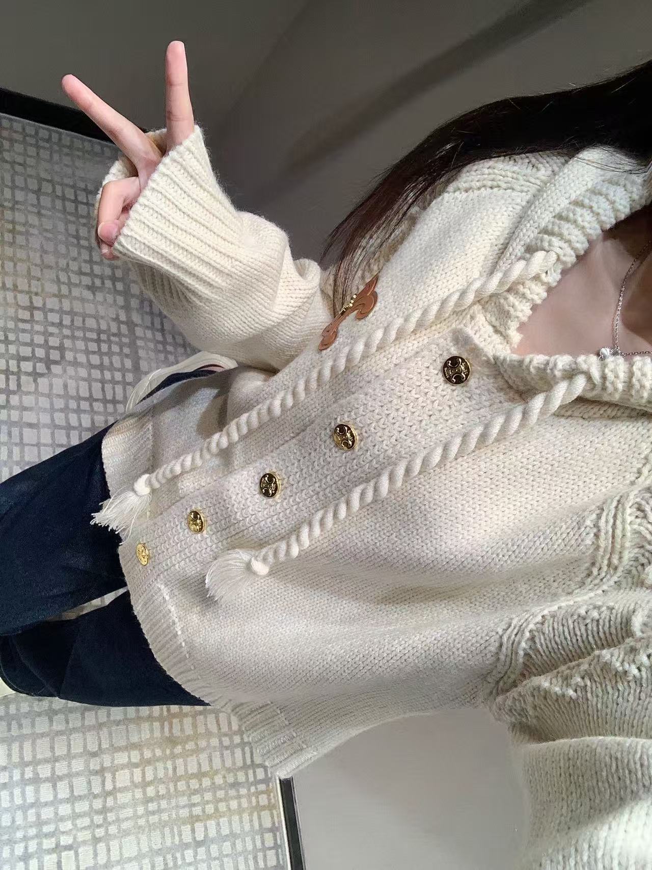 CEL1NE 凱旋門メタルボタンフードカーディガン【50％割引+送料無料】A