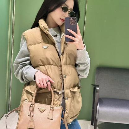 PR4DA トライアングルロゴ ダウンベスト【50％割引+送料無料】