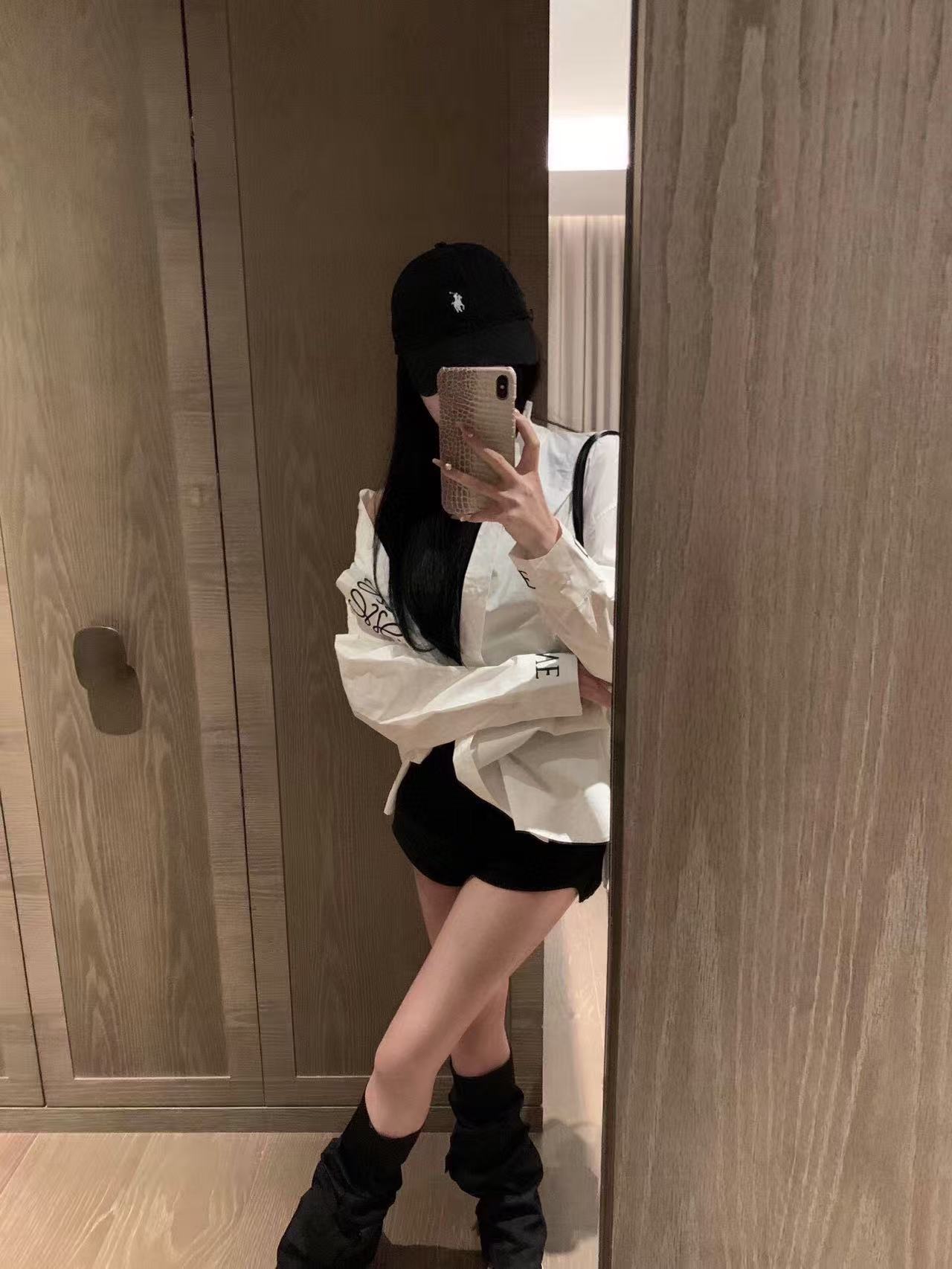 L0WEW 刺繍ロゴシャツ【50％割引+送料無料】