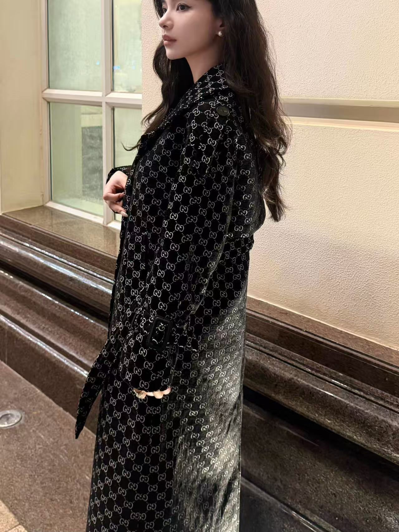 GUCC1 ジャカードラペルロングコート【50％割引+送料無料】