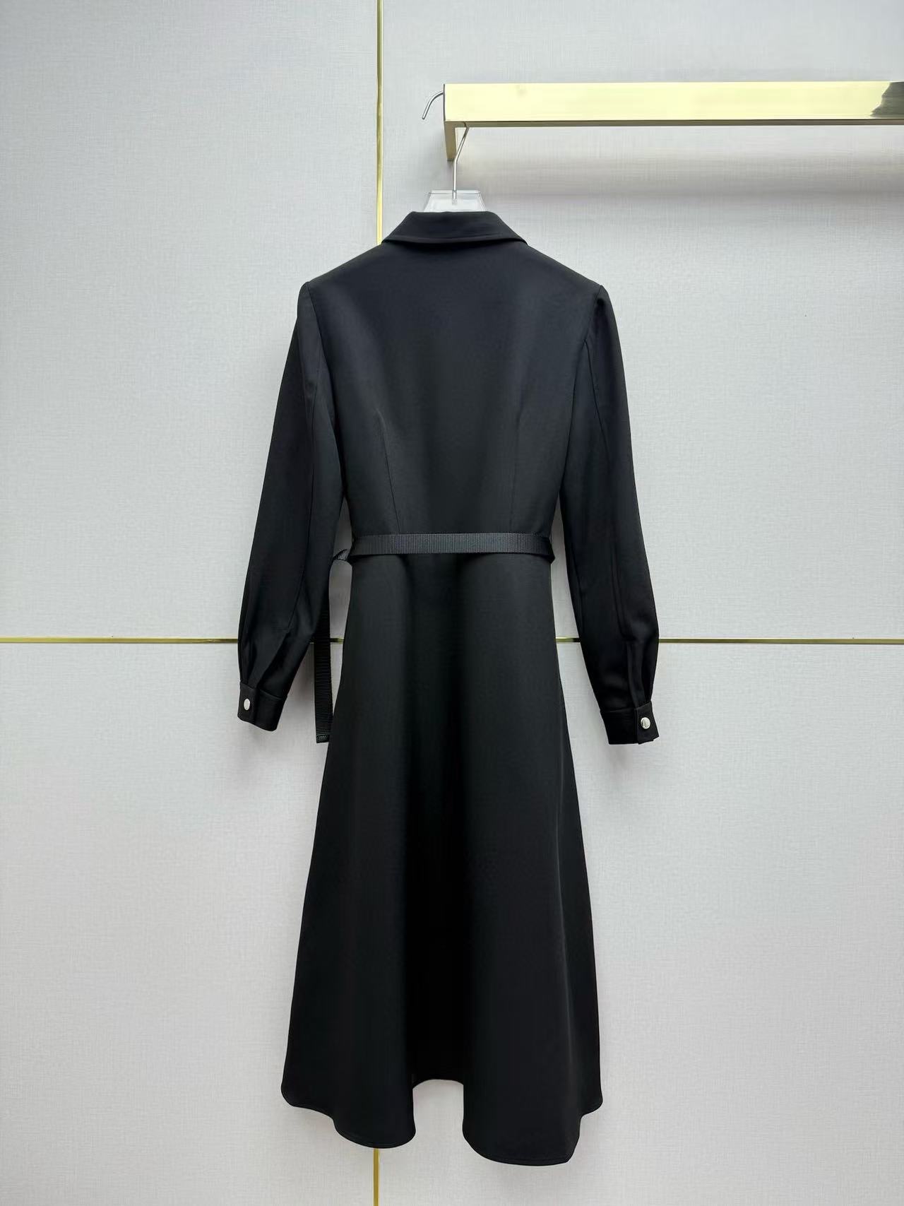 PR4DA ベルト付きトライアングルロゴドレス【50％割引+送料無料】