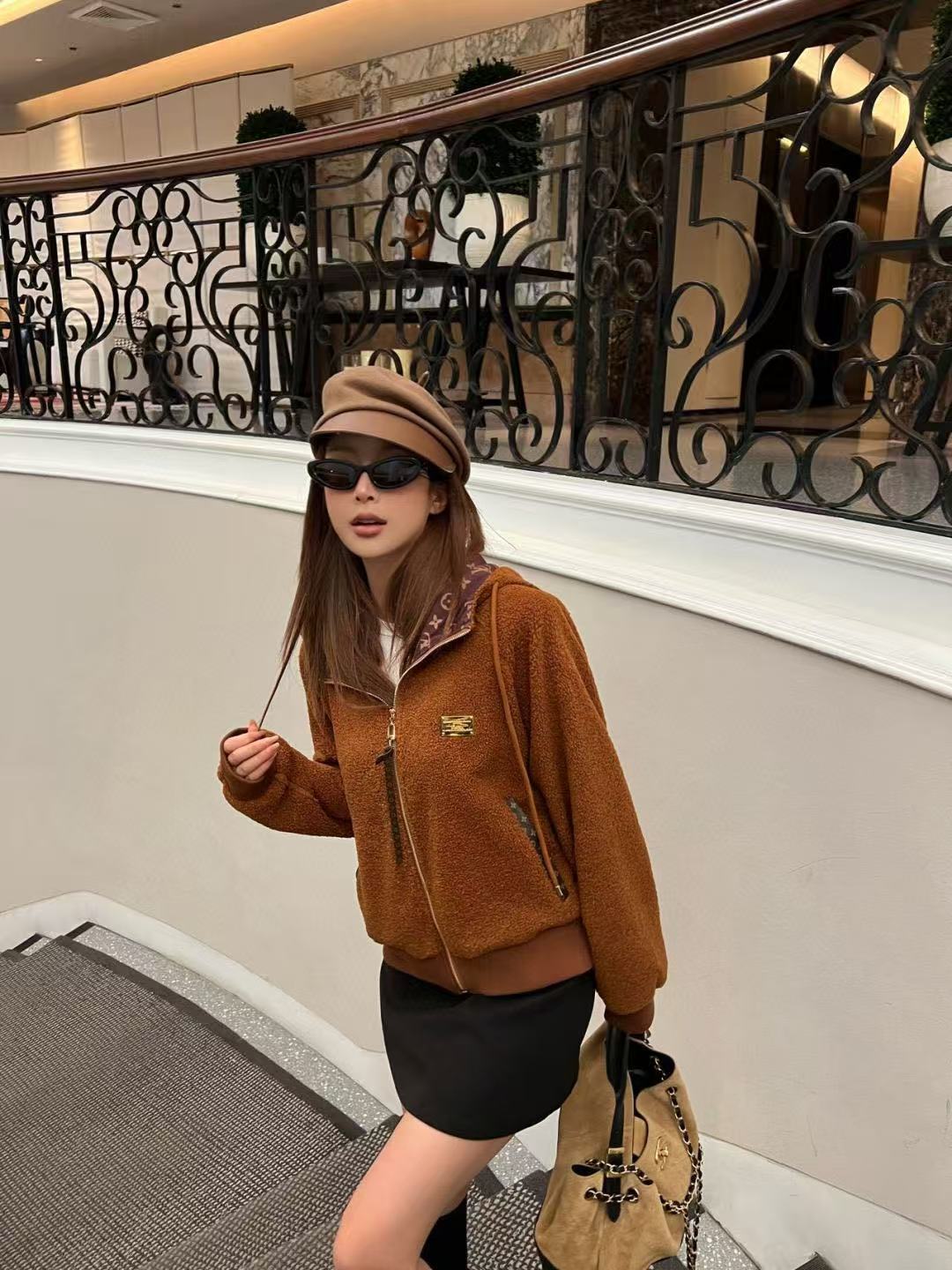 LV フード付きドローストリングシアリングジッパージャケット【50％割引+送料無料】