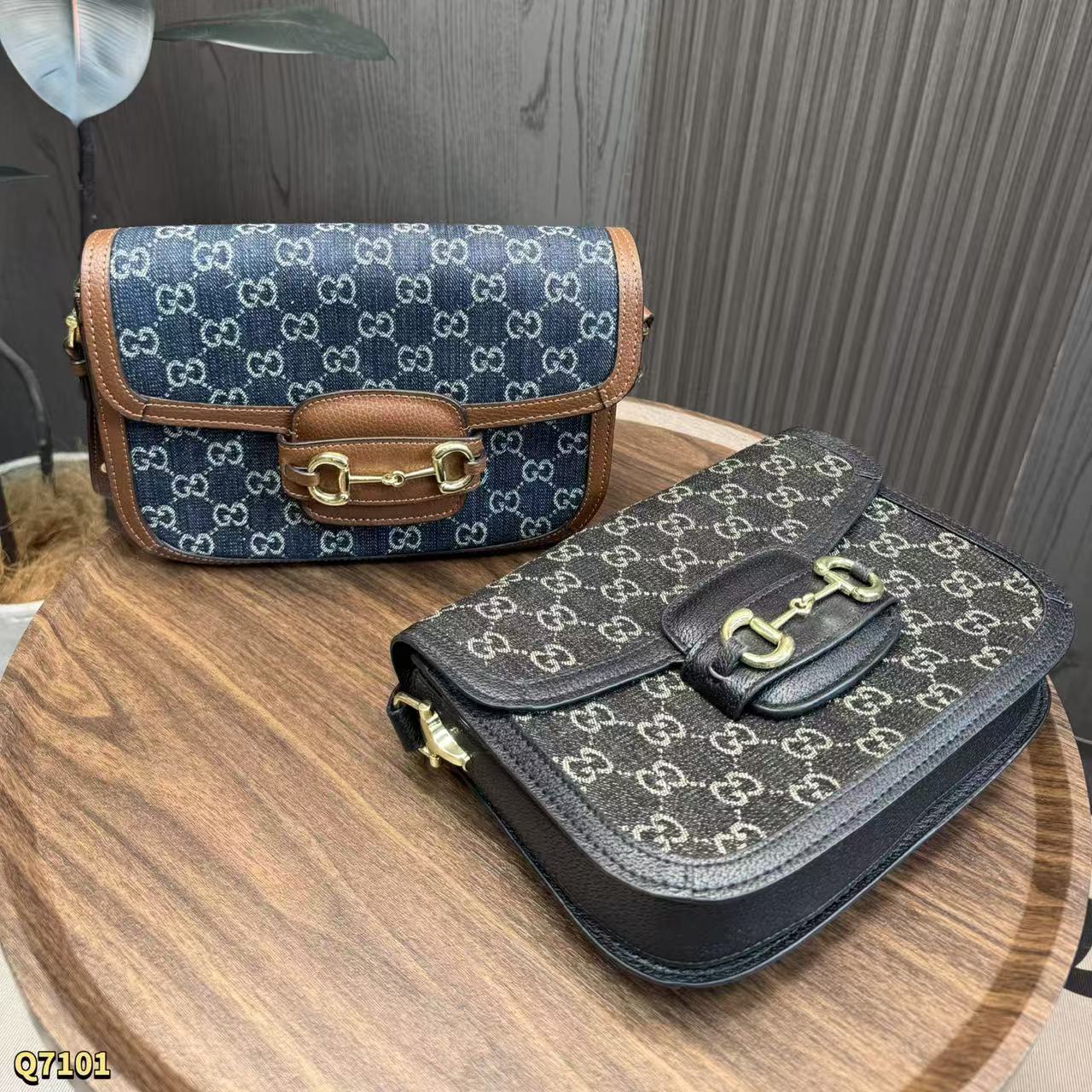 GUCC1 ジャカード ショルダー/クロスボディバッグ【50％割引+送料無料】