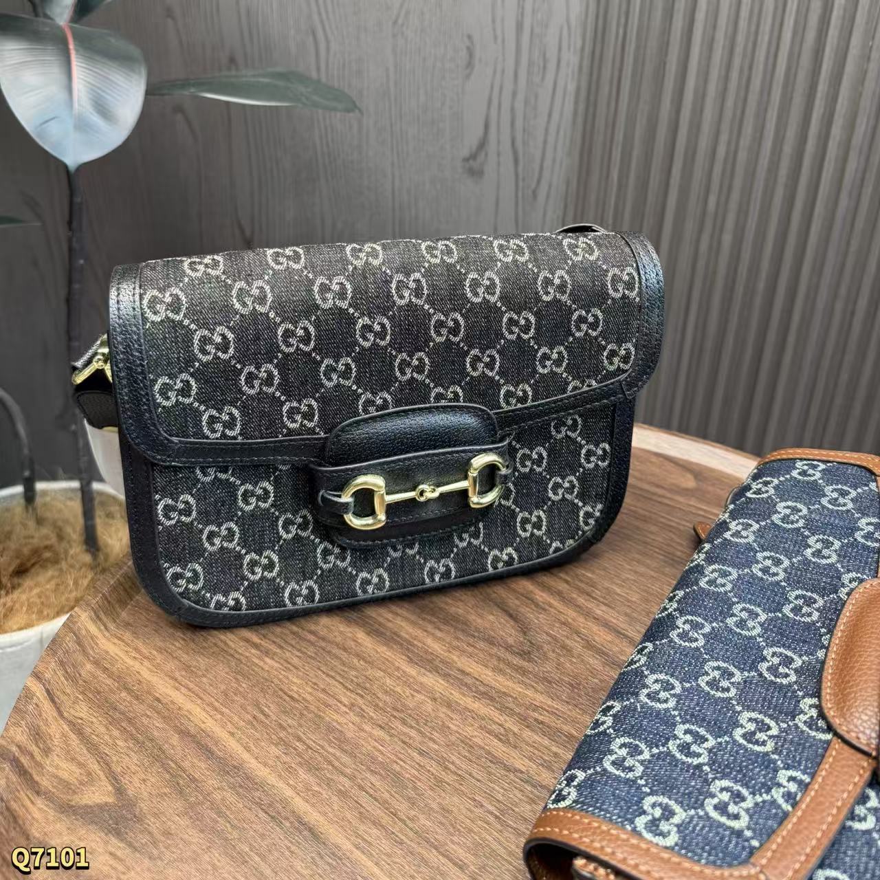 GUCC1 ジャカード ショルダー/クロスボディバッグ【50％割引+送料無料】