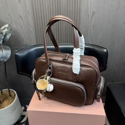 M1UM1U バイク用ハンドバッグ【50％割引+送料無料】