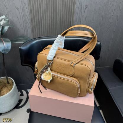 M1UM1U バイク用ハンドバッグ【50％割引+送料無料】