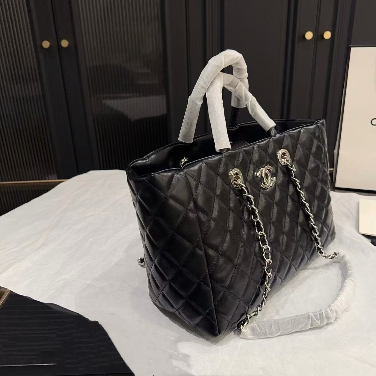 CHANE1 チェーンチェックトートバッグ【50％割引+送料無料】