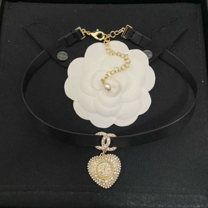 CHANE1 レザー ダブルC ダイヤモンドネックレス【50％割引+送料無料】