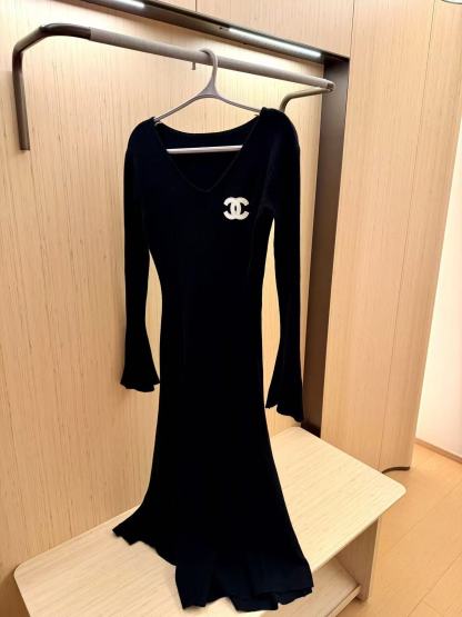 CHANE 1VネックダブルCウールドレス【50％割引+送料無料】