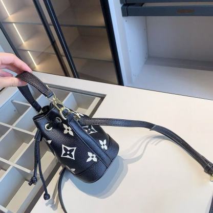 【LV】コンビネーション3点セット【50％割引+送料無料】X537