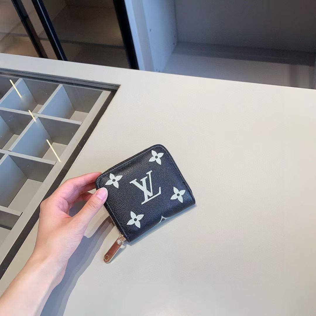 【LV】コンビネーション3点セット【50％割引+送料無料】X537