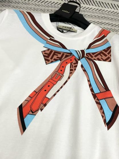 FEND1 ボウプリントTシャツ【50％割引+送料無料】